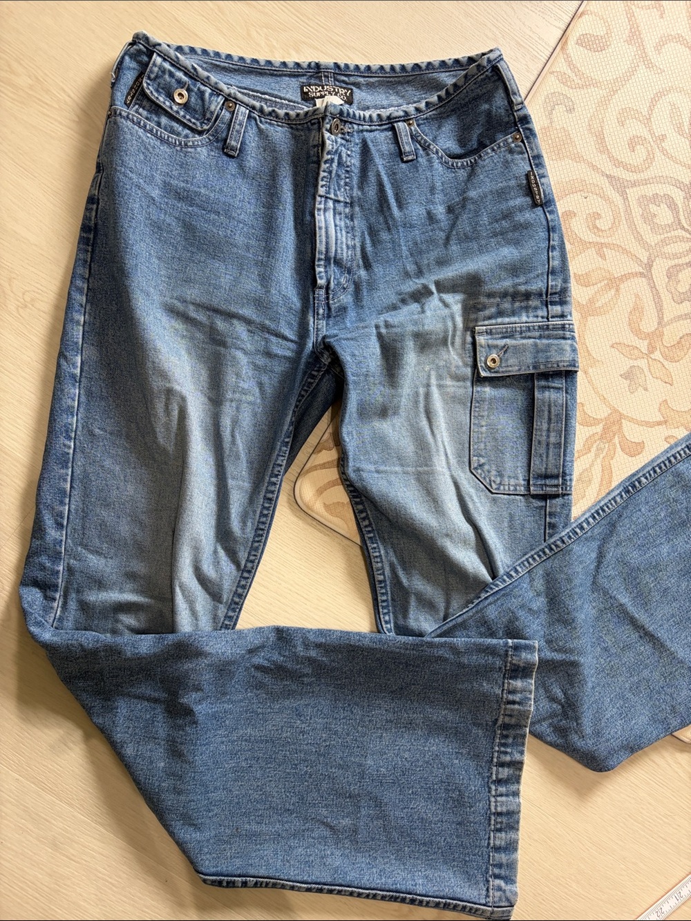 Industry jeans 30x32